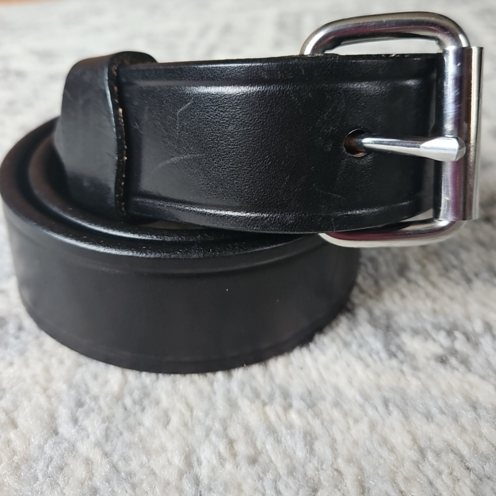 Brenneman's Leather Goods Size 36 Black Leather Belt Square Brass Buckle USA


N